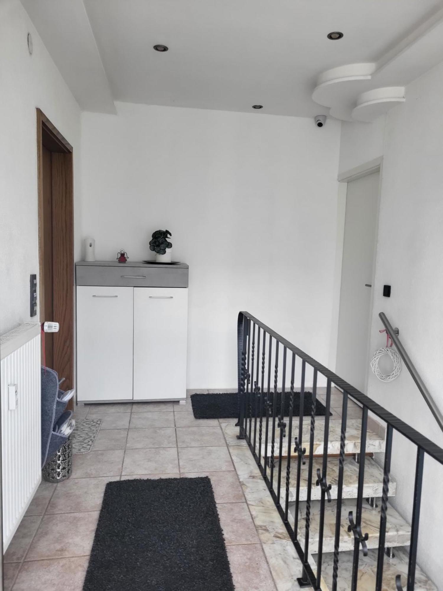 Cozy Charming Theresa Apartment Schmelz Bagian luar foto